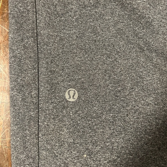 Lulu lemon Joggers - Picture 2 of 2